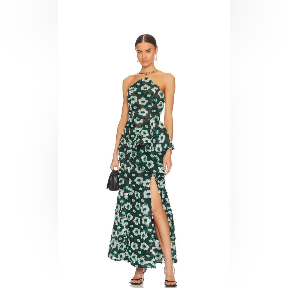 NWT Elliatt Georgina Maxi Dress in Multi